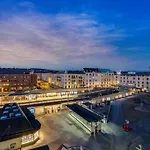 Super-Central And Attractive Apartment